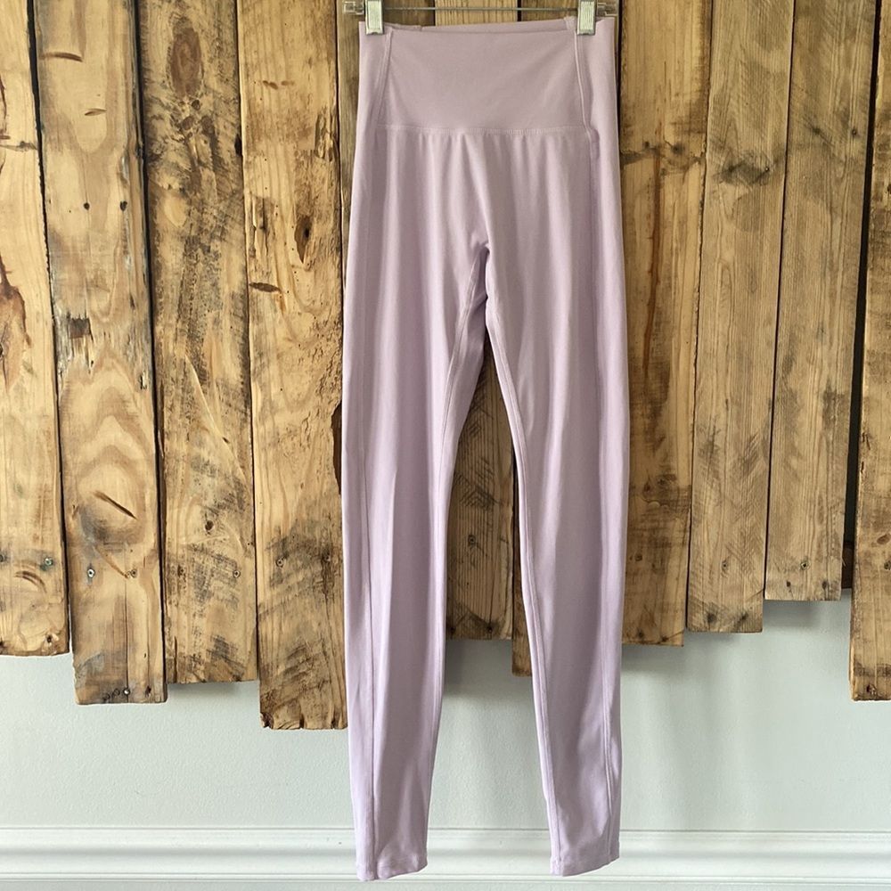 Alphalete Lavender Leggings